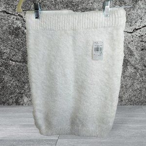 IRIS Fuzzy White Mini Skirt Size Medium